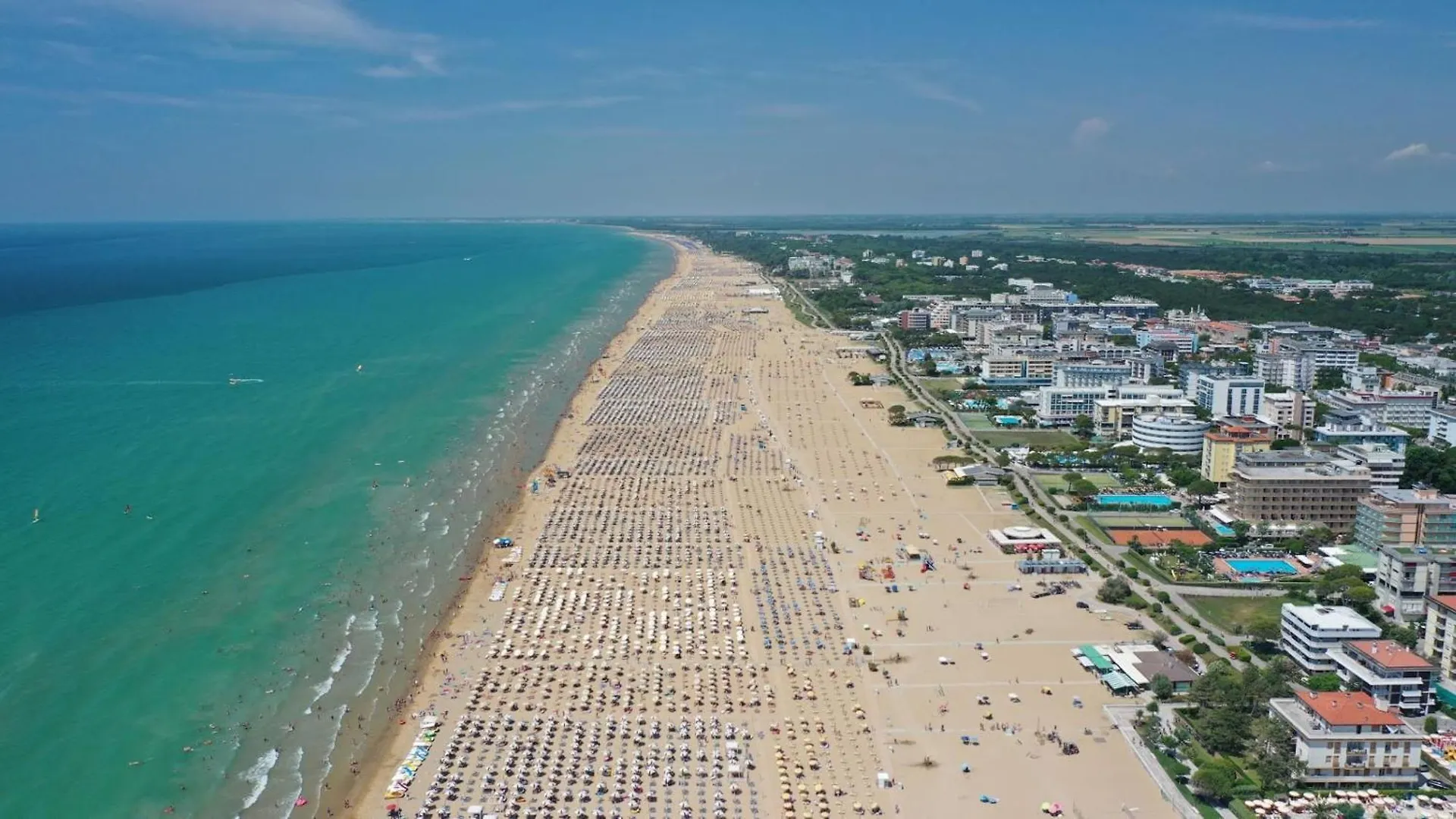 Apartment Villa Located A Few Meters From The Center And The Sea - Beach Place Included Bibione